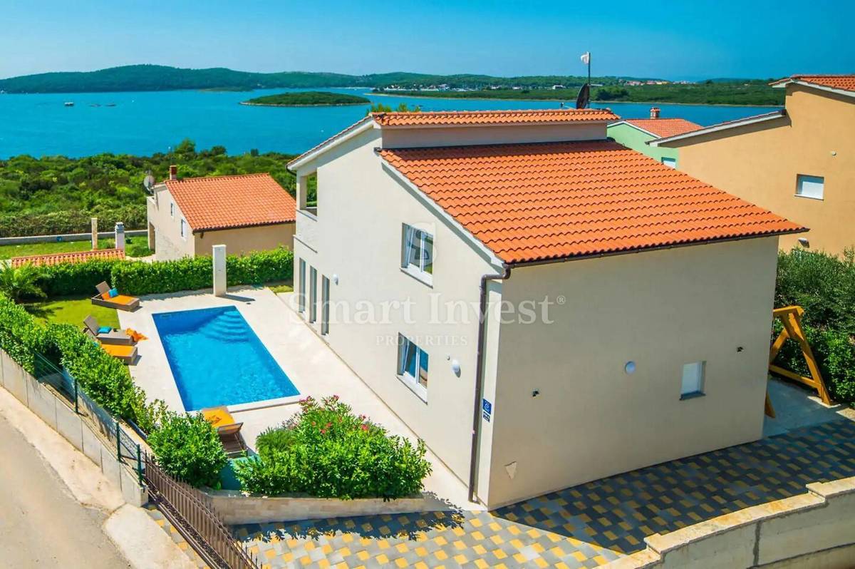 ISTRA - POMER, Čudovita vila druga vrsta do morja, prodamo