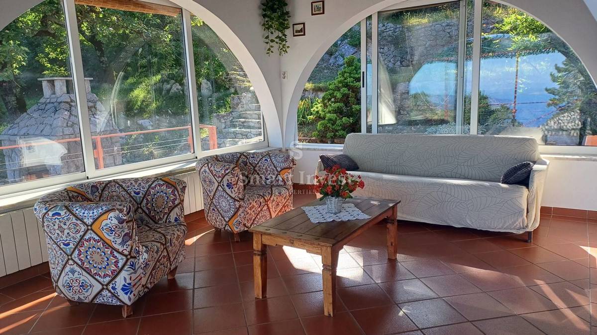 MOŠĆENICE, Hiša s pogledom na morje 