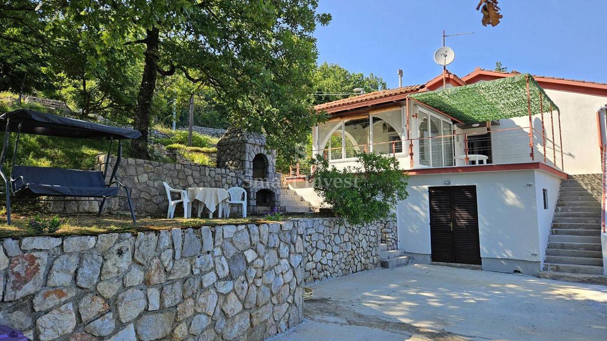 MOŠĆENICE, Hiša s pogledom na morje 