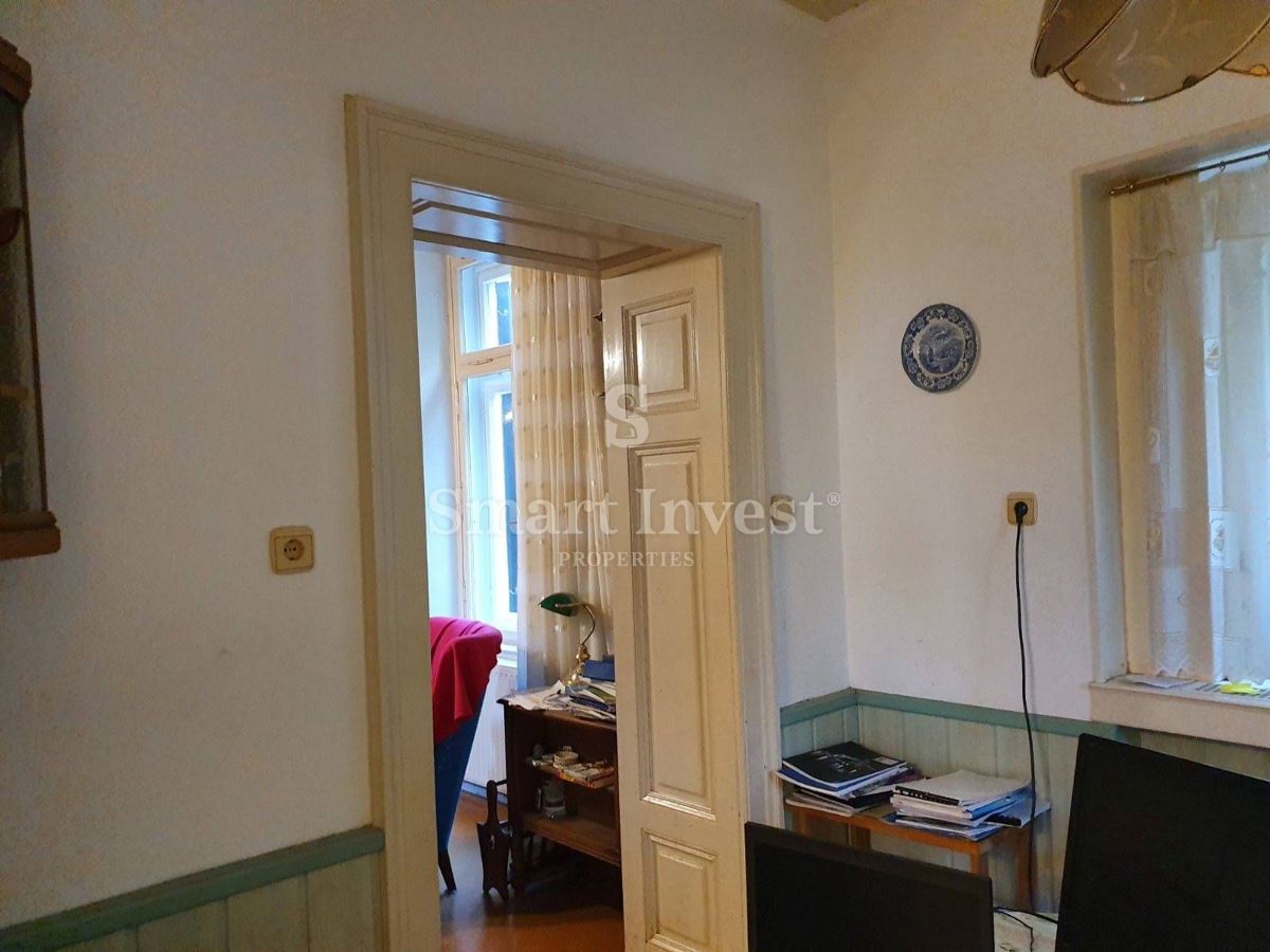 OPATIJA, Stanovanje 244 m2 v avstro-ogrski vili, druga linija do morja