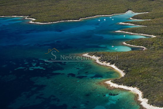 Punta Križa, Otok Cres - Zemljišče, 27000 M2