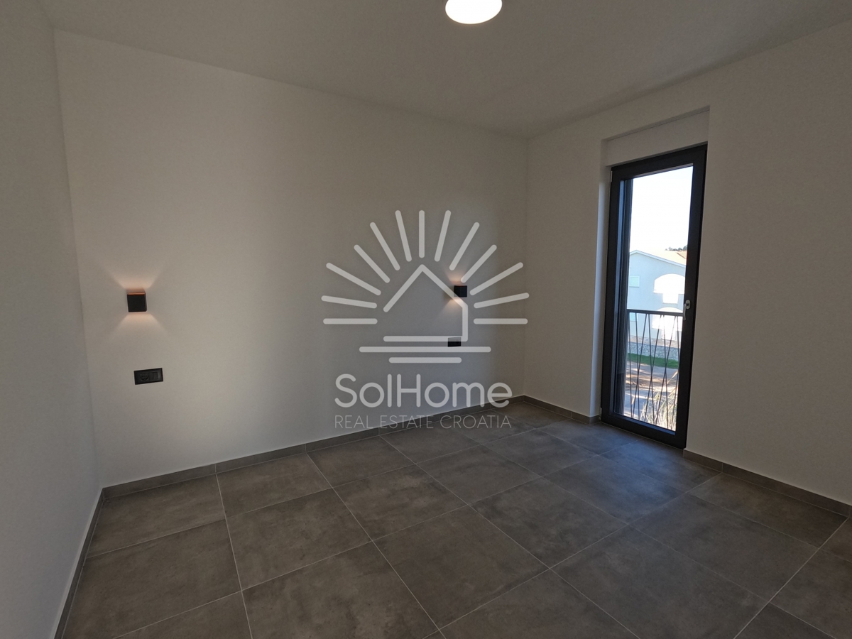 Penthouse z bazenom / Apartmaji v Privlaki blizu Zadra - Hrvaška