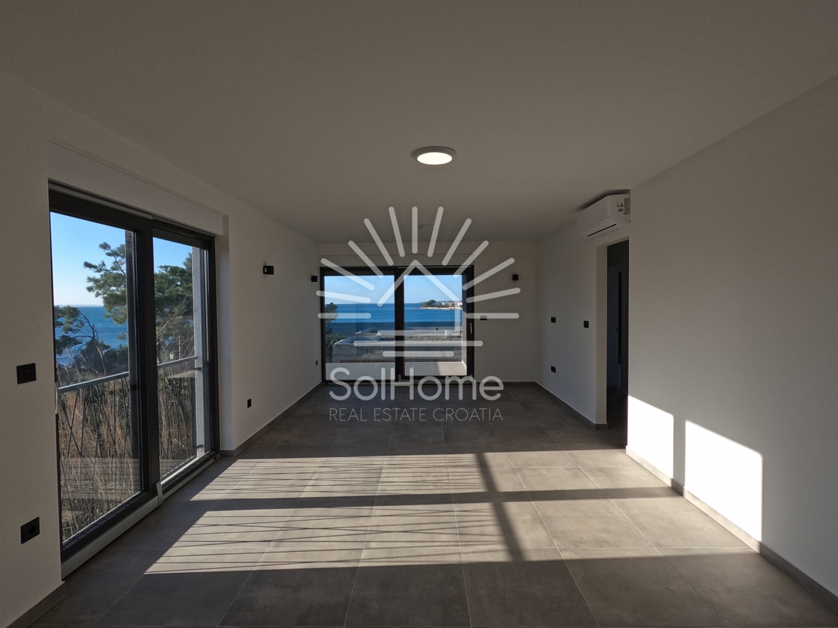 Penthouse z bazenom / Apartmaji v Privlaki blizu Zadra - Hrvaška