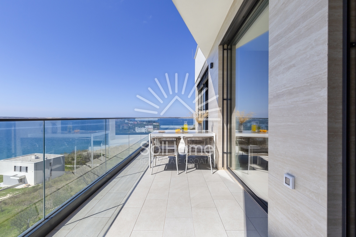 Razkošno stanovanje blizu morja v Zadarski regiji | Hrvaška