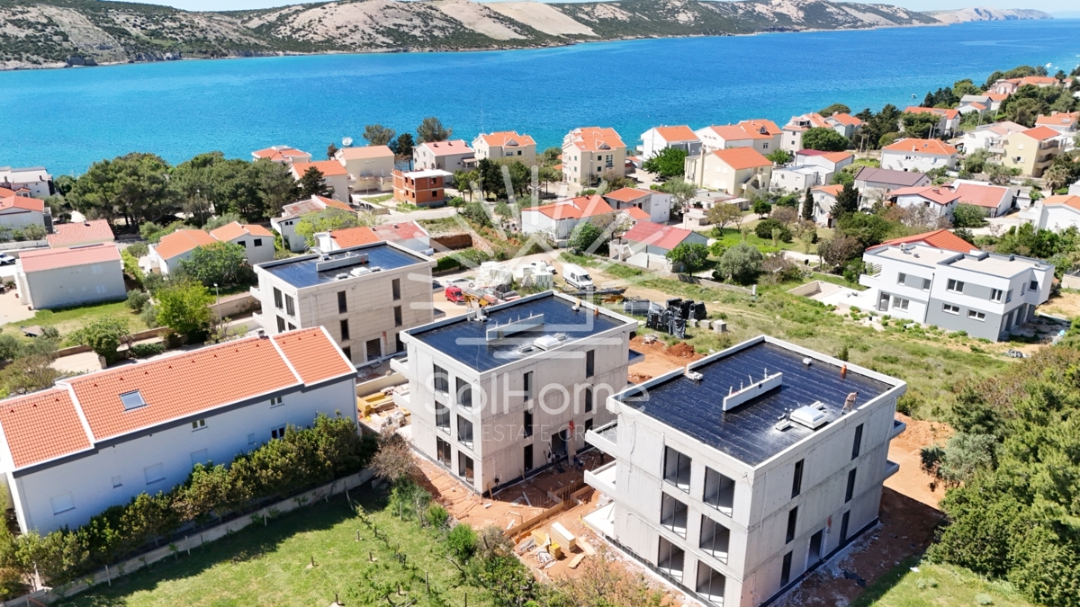 Apartmaji v pritličju ob morju v Novalji