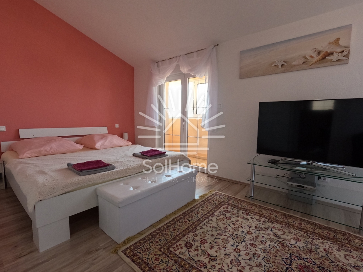 Hiša Maslenica, Jasenice, 158m2