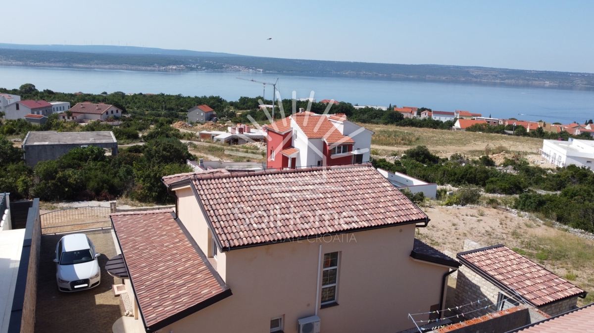 Hiša Maslenica, Jasenice, 158m2