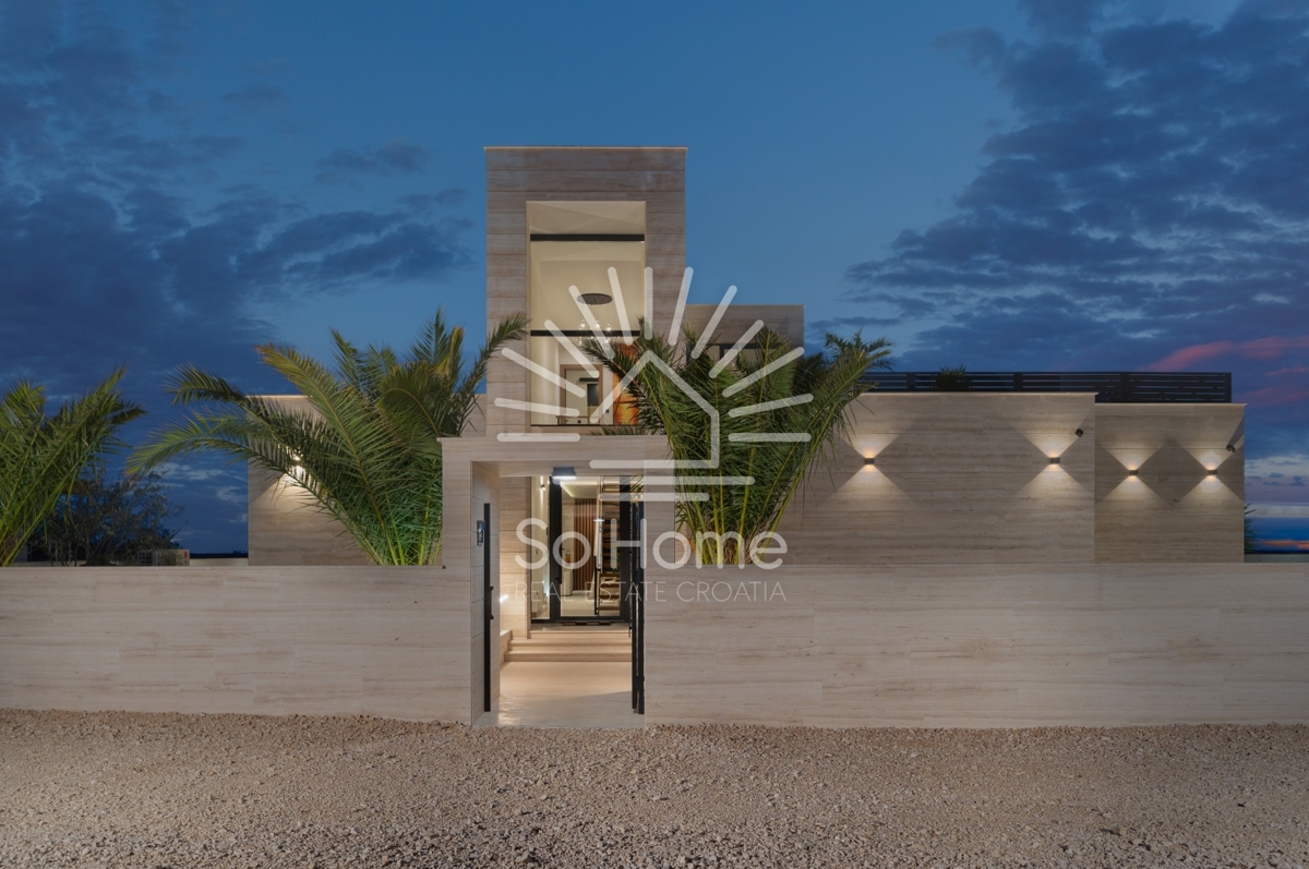Edinstvena razkošna vila s panoramskim pogledom na morje v bližini Zadra, Hrvaška