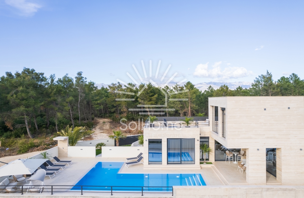 Edinstvena razkošna vila s panoramskim pogledom na morje v bližini Zadra, Hrvaška