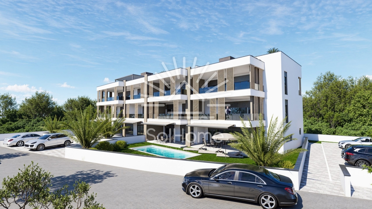 Razkošen penthouse apartma s bazenom ob morju v Zatonu - Zadar