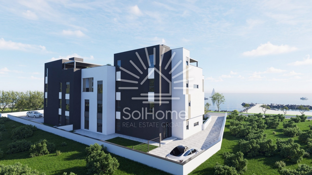 Razkošen penthouse apartma s bazenom ob morju v Zatonu - Zadar