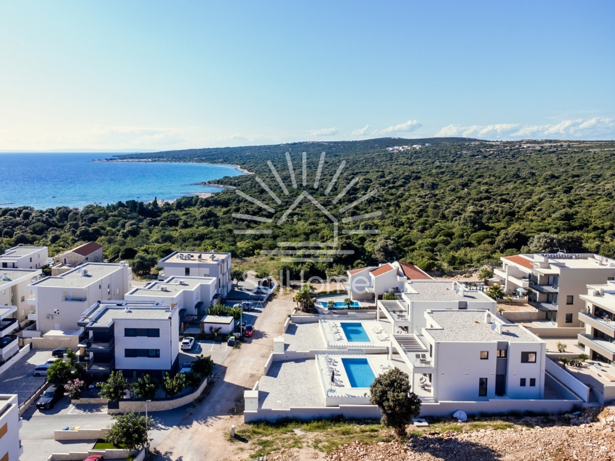 2 vrhunske luksuzne vile z bazenom in pogledom na morje