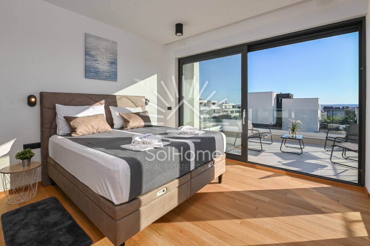 2 vrhunske luksuzne vile z bazenom in pogledom na morje