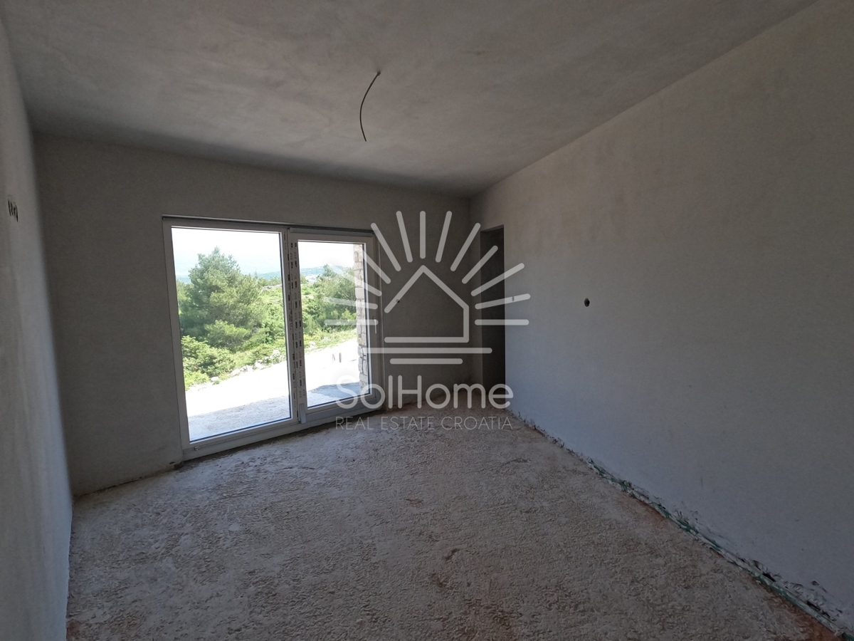 Najboljša ponudba - Moderna kamnita vila s pogledom na morje!