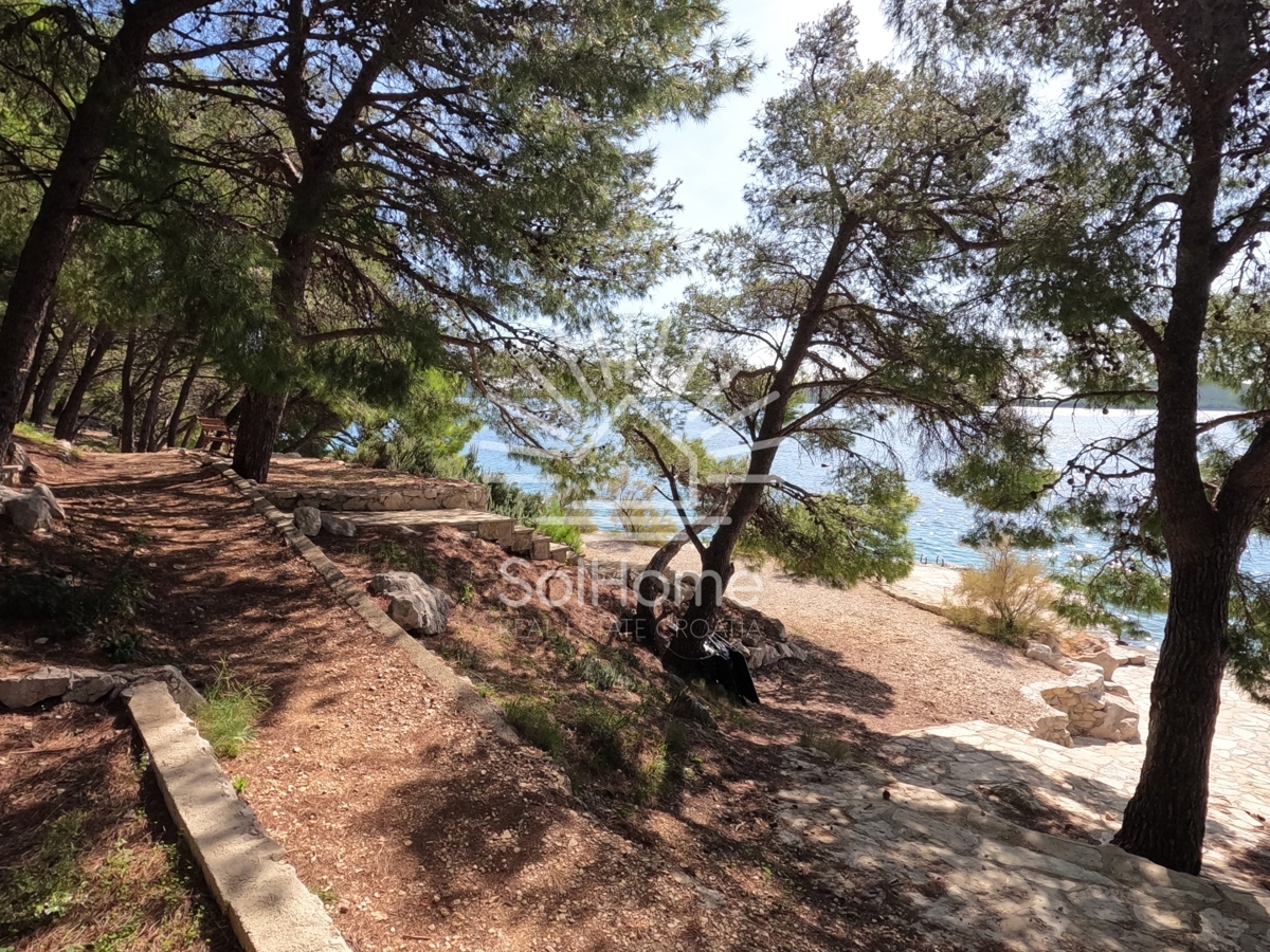 Ekskluzivni apartmaji v prvem redu ob morju - Pakoštane