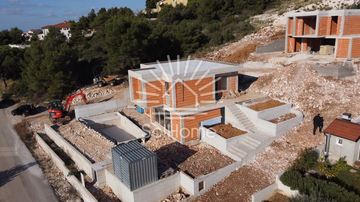 Hiše z razgledom na morje na prodaju v Šibeniku, Hrvaška