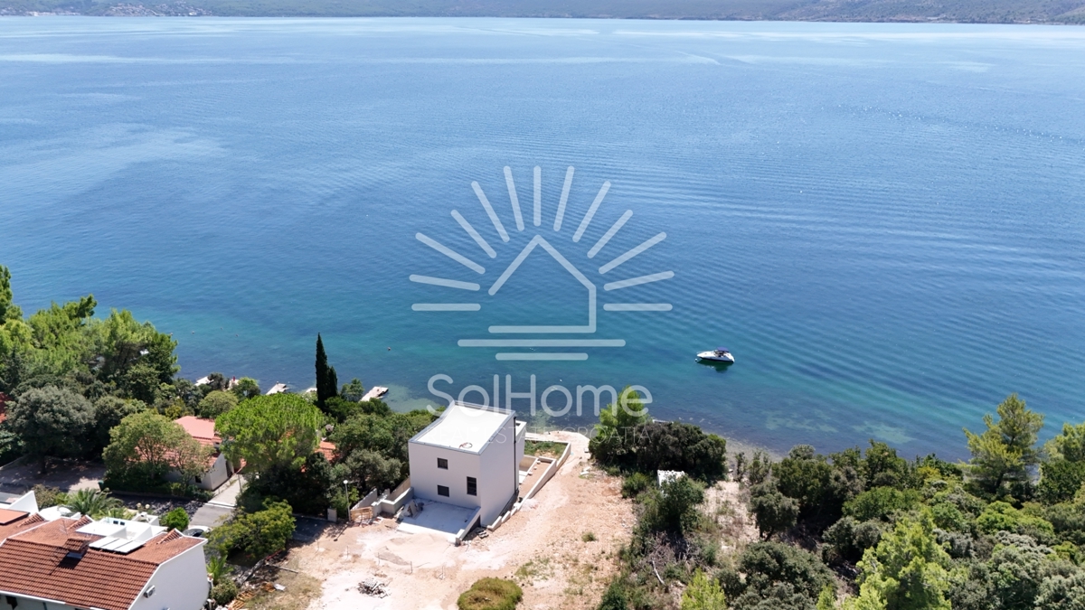 Hiša Maslenica, Jasenice, 180m2