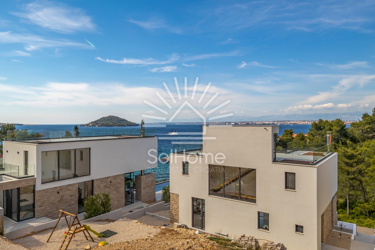 Čudovita vila z razgledom na morje in neskončnim bazenom na otoku Ugljanu
