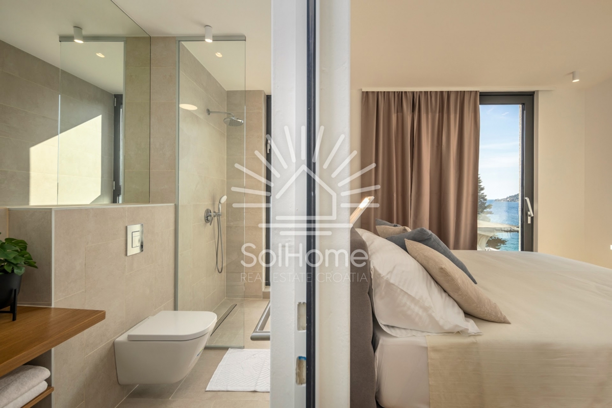 Čudovita vila z razgledom na morje in neskončnim bazenom na otoku Ugljanu