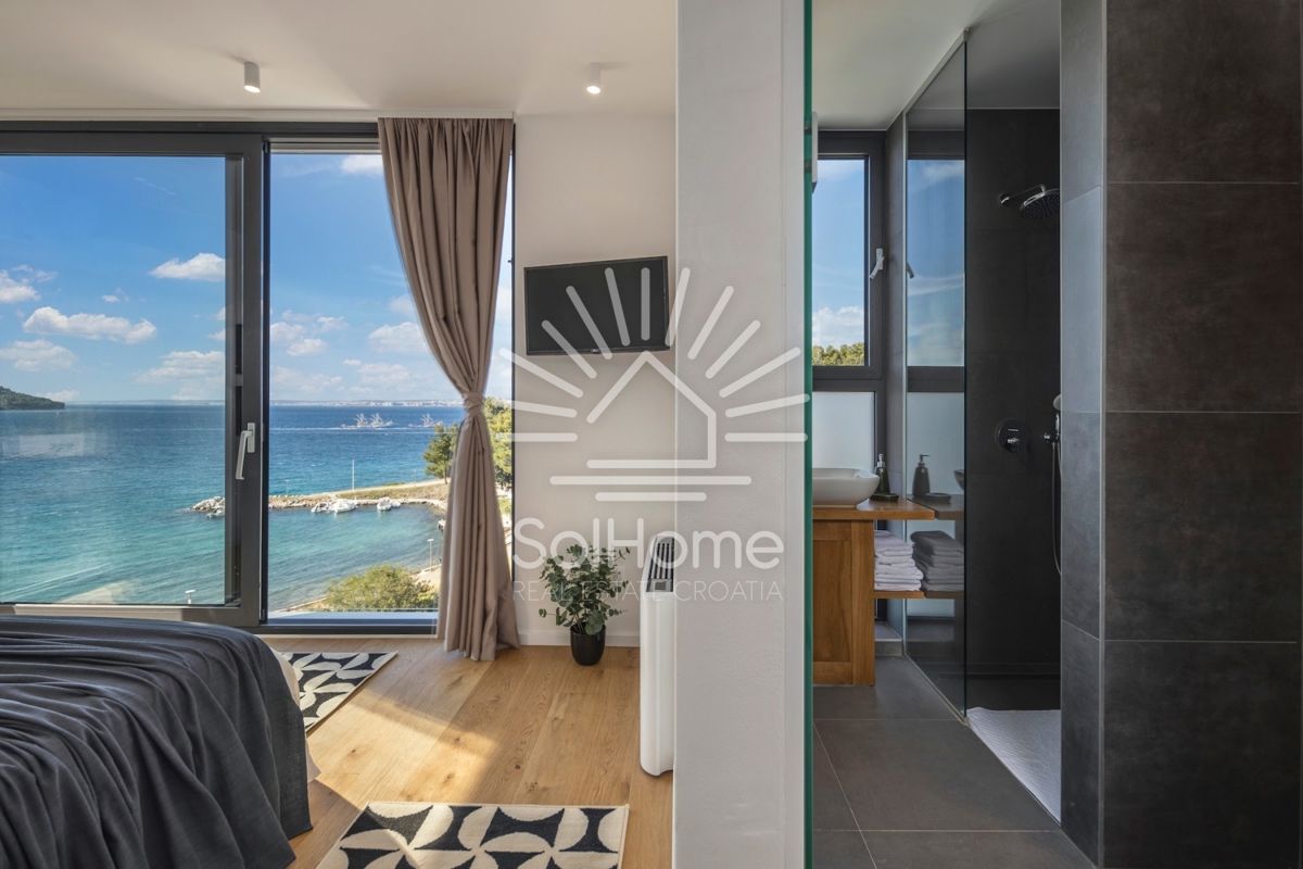 Čudovita vila z razgledom na morje in neskončnim bazenom na otoku Ugljanu