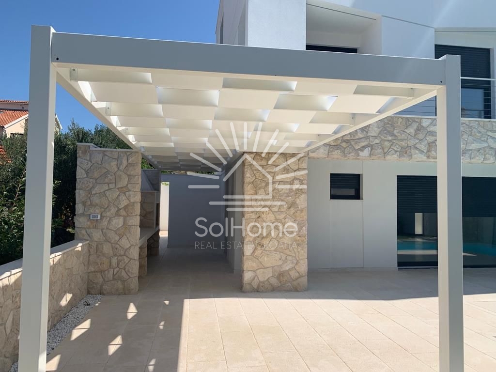 Razkošni apartmaji - 1. vrsta do morja