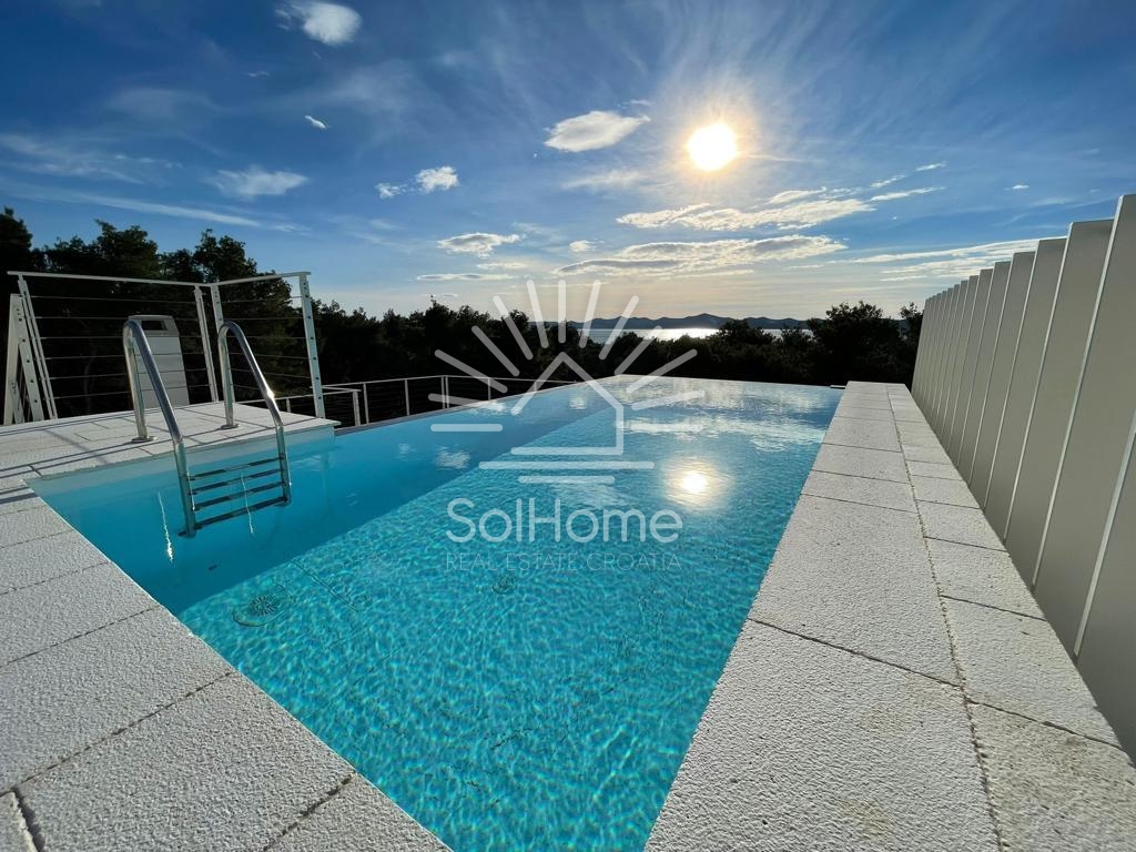 Razkošni apartmaji - 1. vrsta do morja