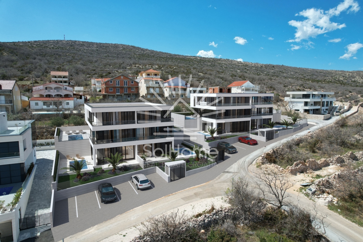 Luksuzno stanovanje z zasebnim bazenom in pogledom na morje pri Zadru