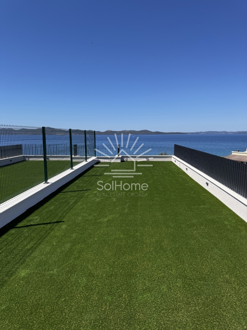 Penthouse apartmaji v Diklu/Zadru - 50 metrov od morja.