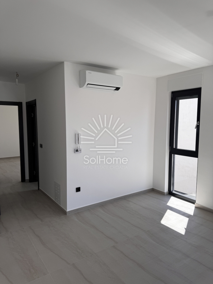 Penthouse apartmaji v Diklu/Zadru - 50 metrov od morja.