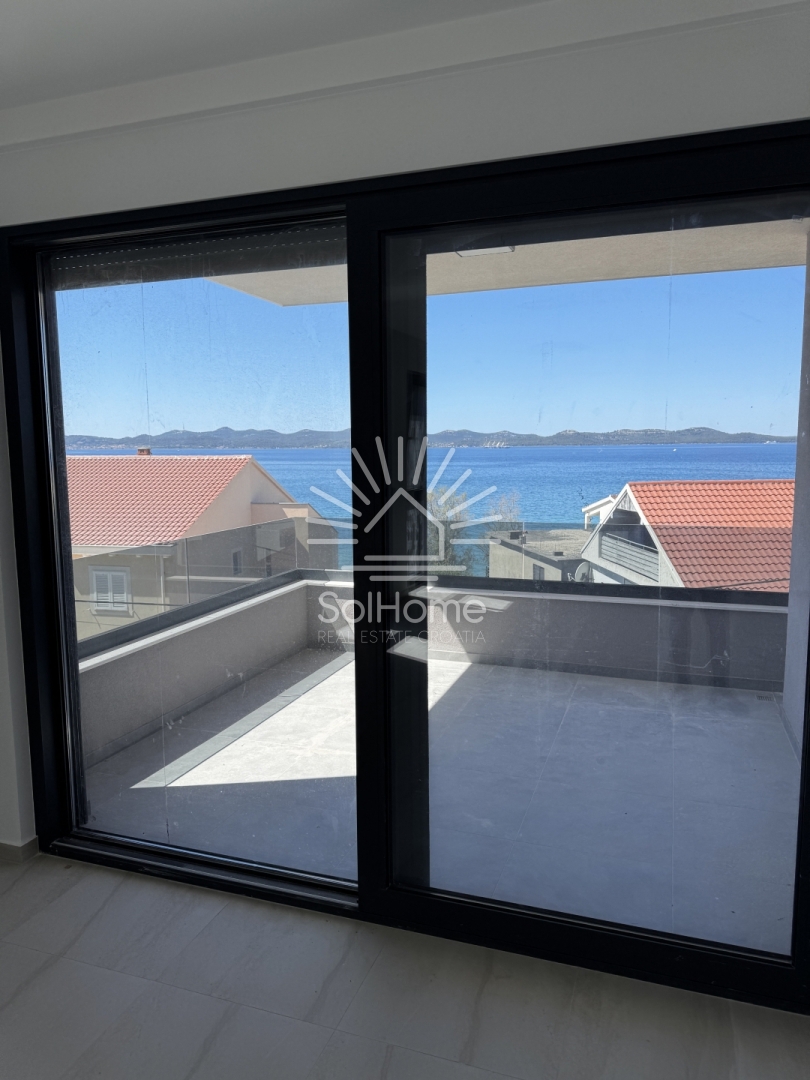 Penthouse apartmaji v Diklu/Zadru - 50 metrov od morja.