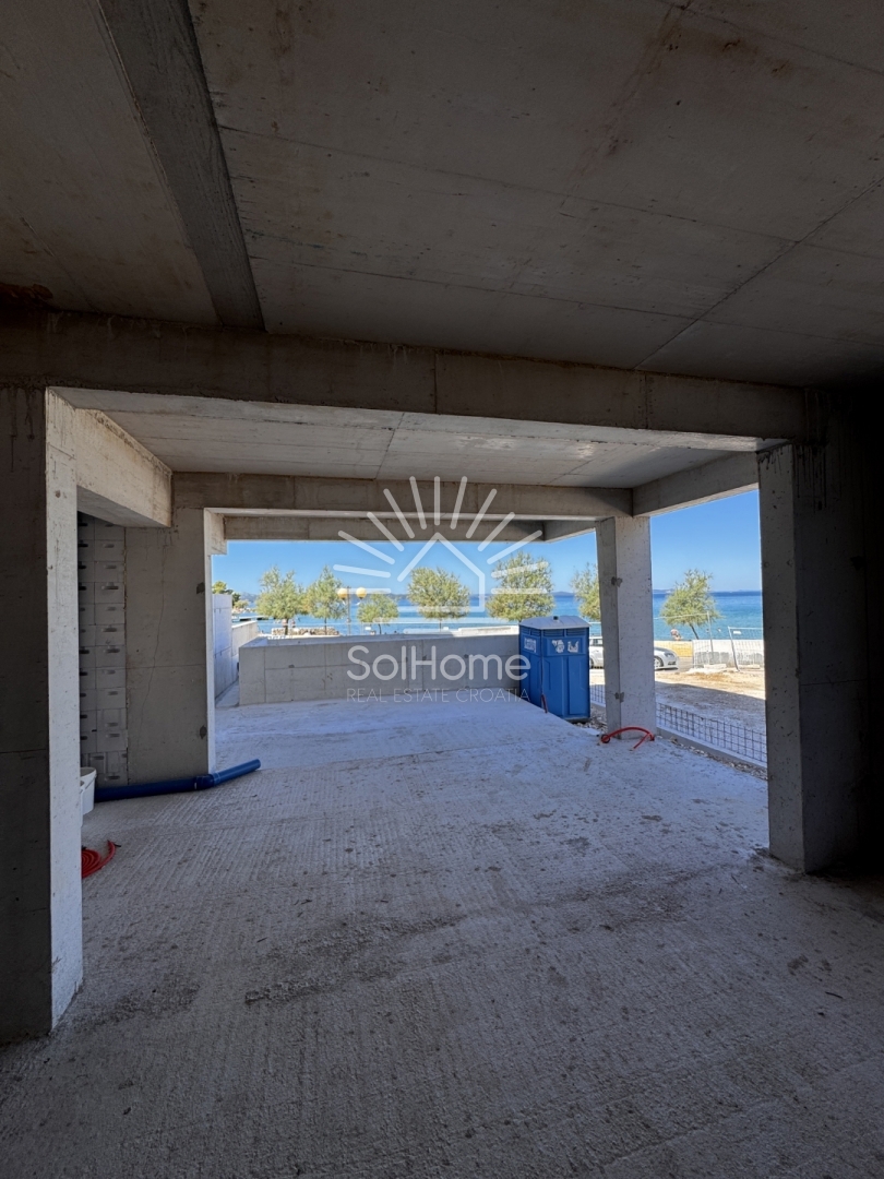 Razkošni penthouse apartmaji neposredno ob morju v Diklem/Zadru