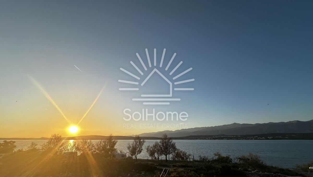 Hiša Maslenica, Jasenice, 216m2