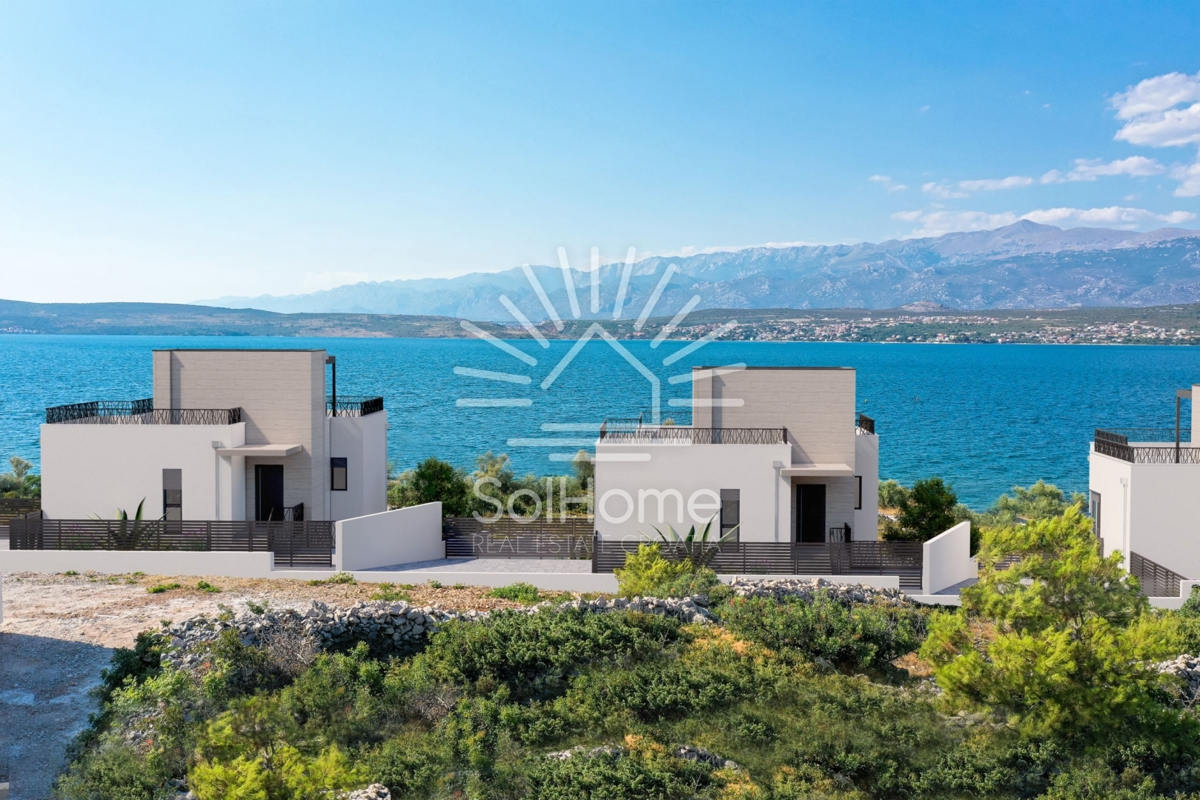 Hiša Maslenica, Jasenice, 216m2