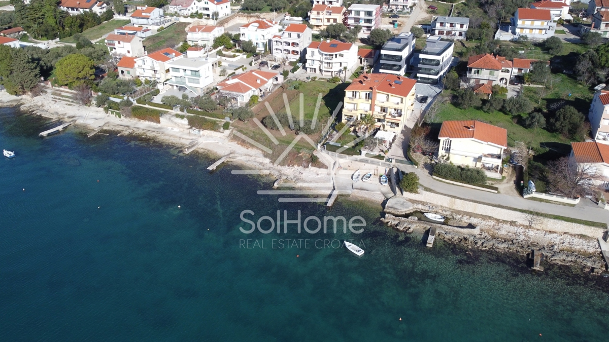 Apartma v drugi vrsti ob morju - Blizu Zadra - 30 m od plaže