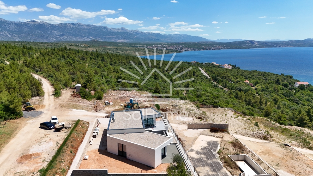 Hiša Maslenica, Jasenice, 176m2
