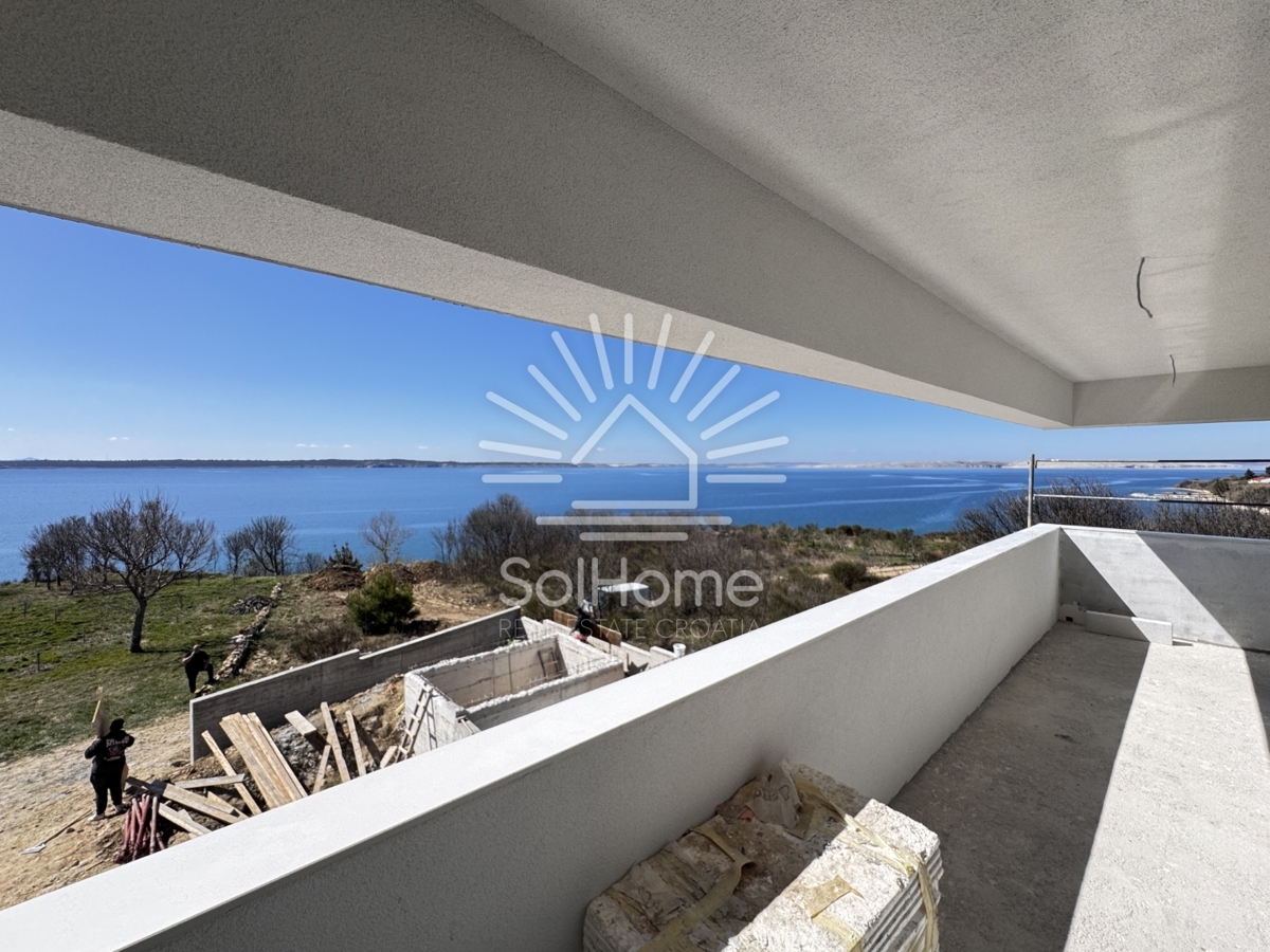 Hiša ob morju v Ražancu