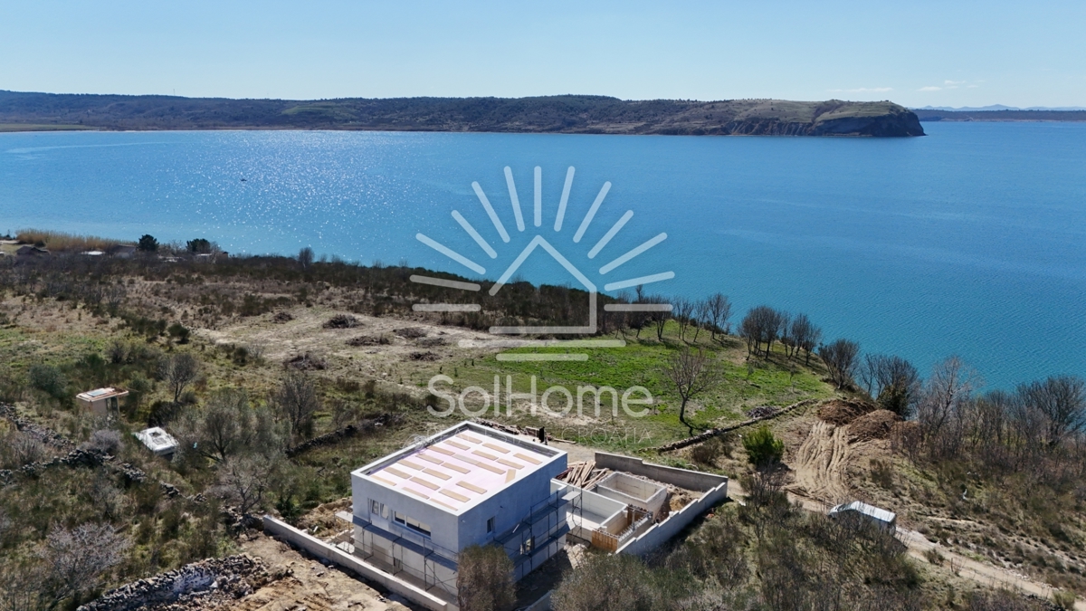 Hiša ob morju v Ražancu