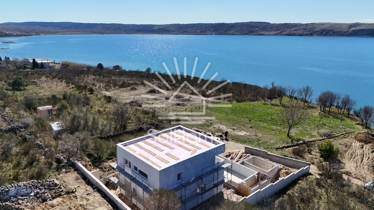 Hiša ob morju v Ražancu