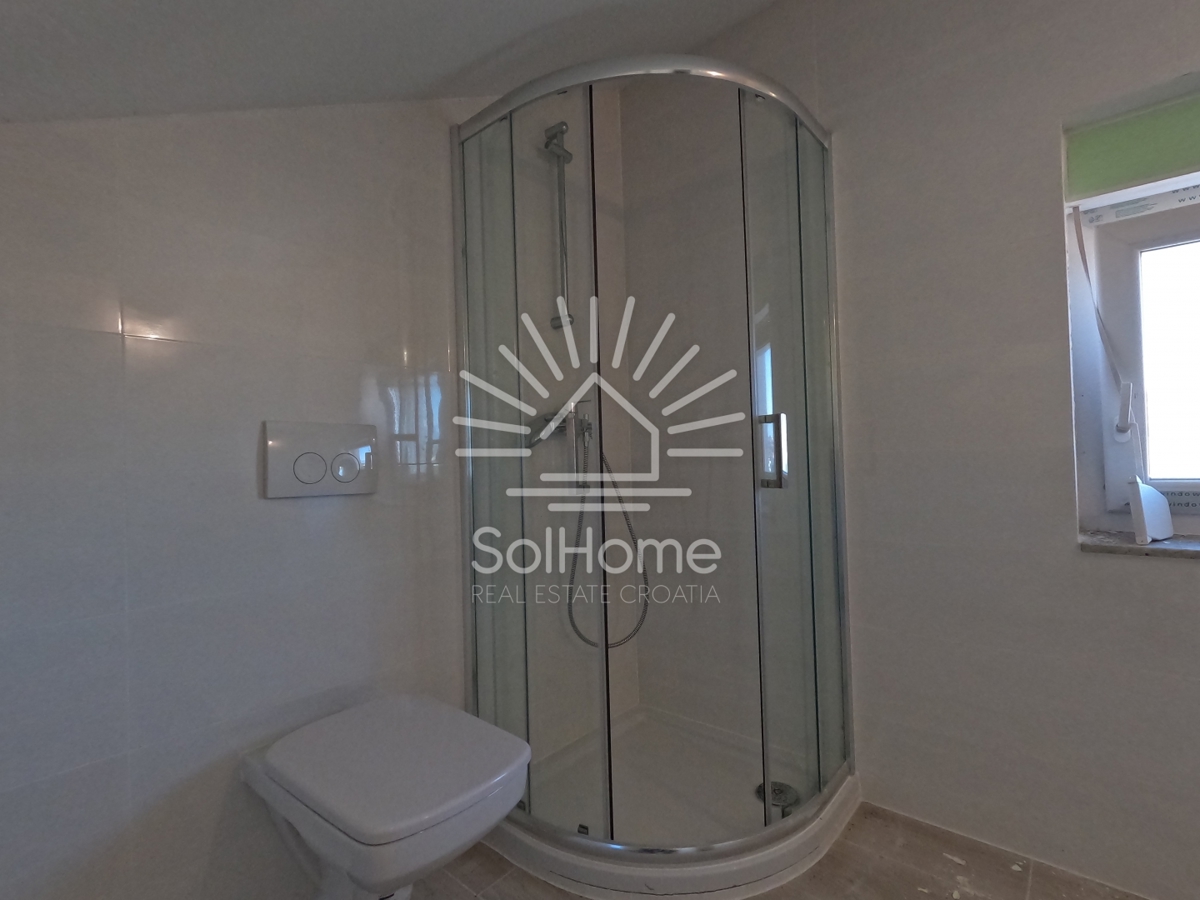 Stan v prvi vrsti ob morju - ob sami obali