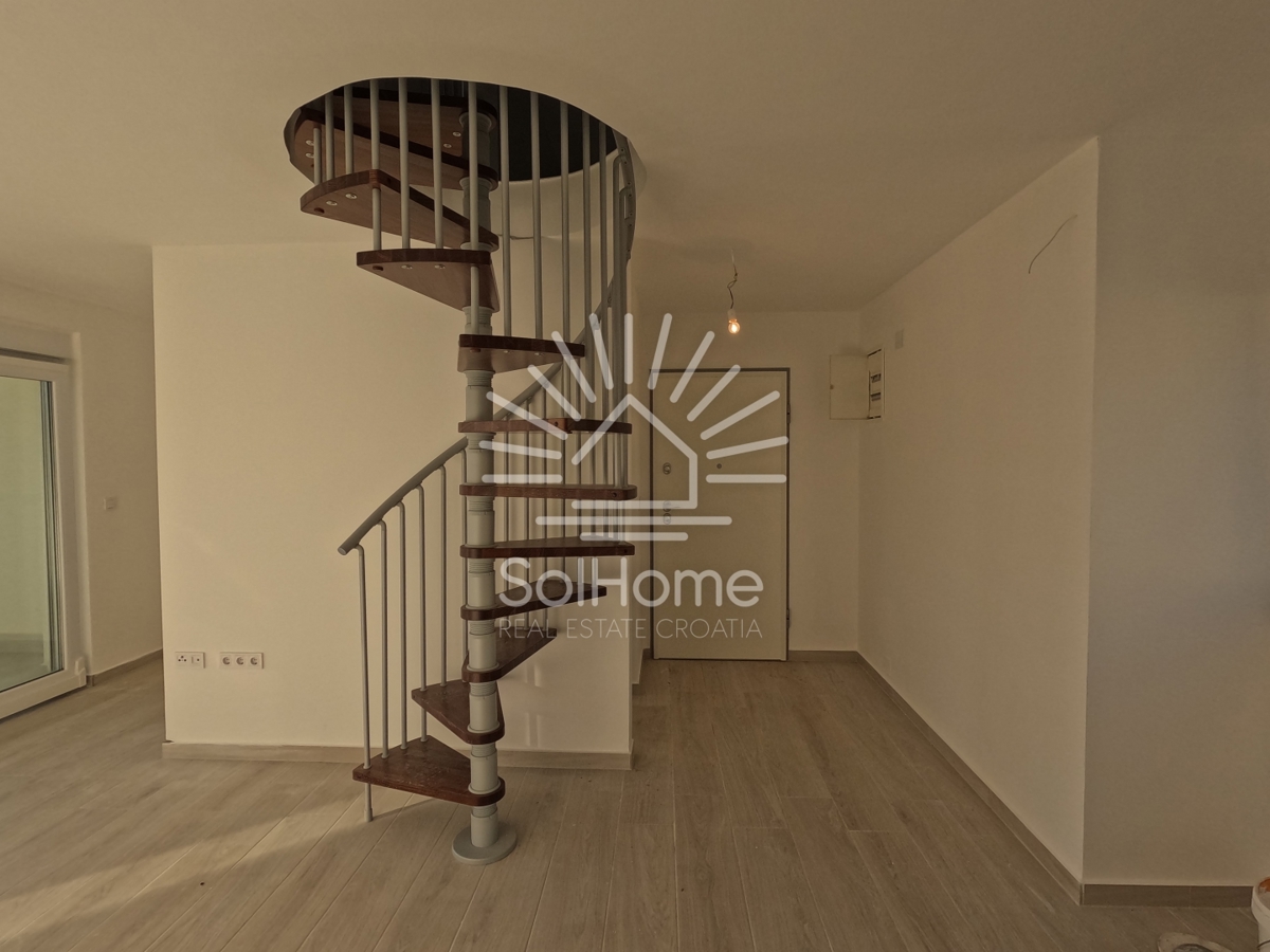 Stan v prvi vrsti ob morju - ob sami obali