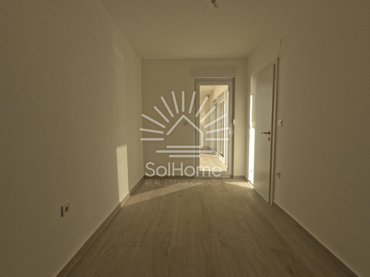 Stan v prvi vrsti ob morju - ob sami obali