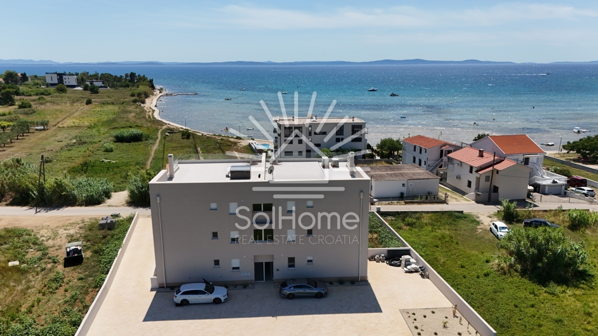 Apartma drugi vrstici do morja - blizu Zadra