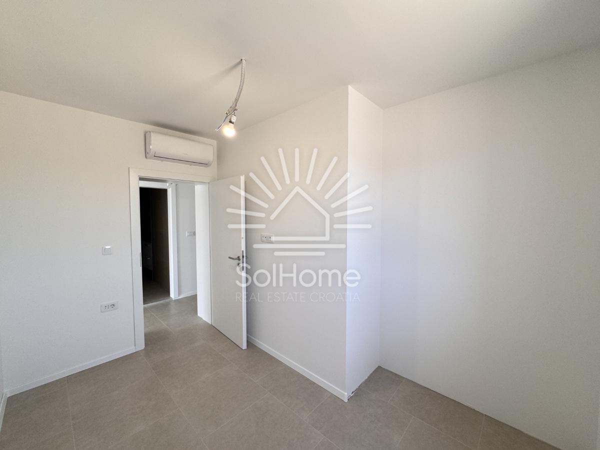 Apartma drugi vrstici do morja - blizu Zadra