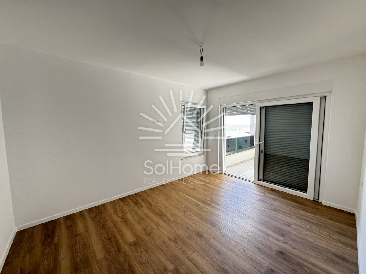 Na prodajo - Hiša sanj z bazenom in pogledom na morje - Rtina, Hrvaška