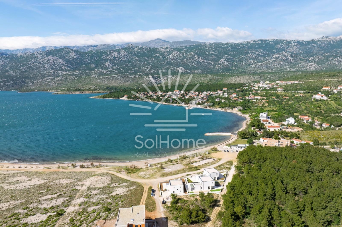 Hiša v prvi vrsti ob morju s bazenom in spektakularnim razgledom - Zadarska regija