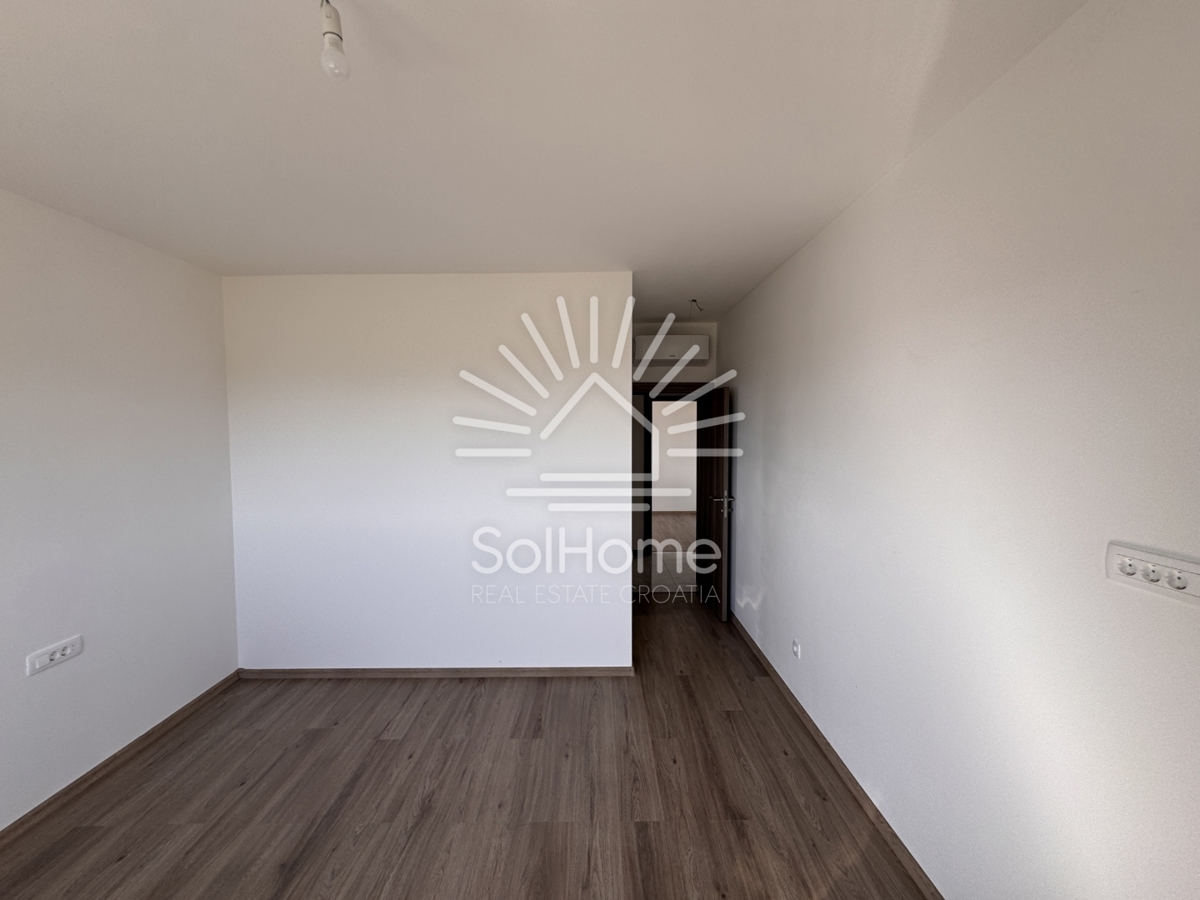 Hiše s panoramskim pogledom na morje in strešno teraso v Viru / Hrvaška