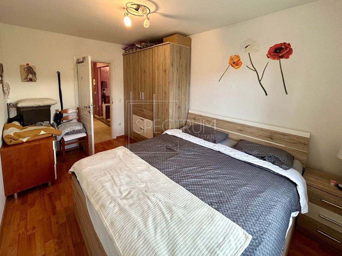 Novigrad, udobno stanovanje z 2 spalnicama