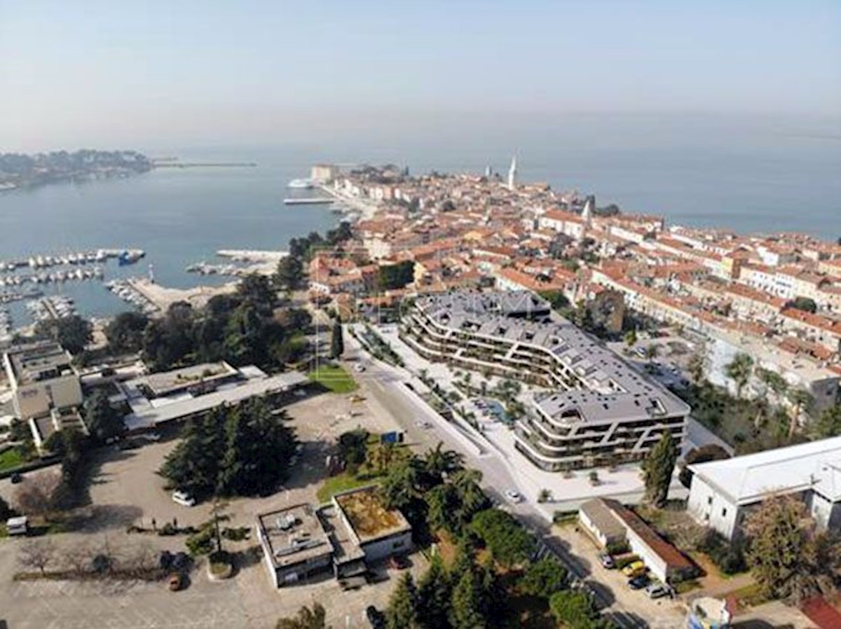 Poreč, novogradnja, moderno stanovanje s pogledom na morje