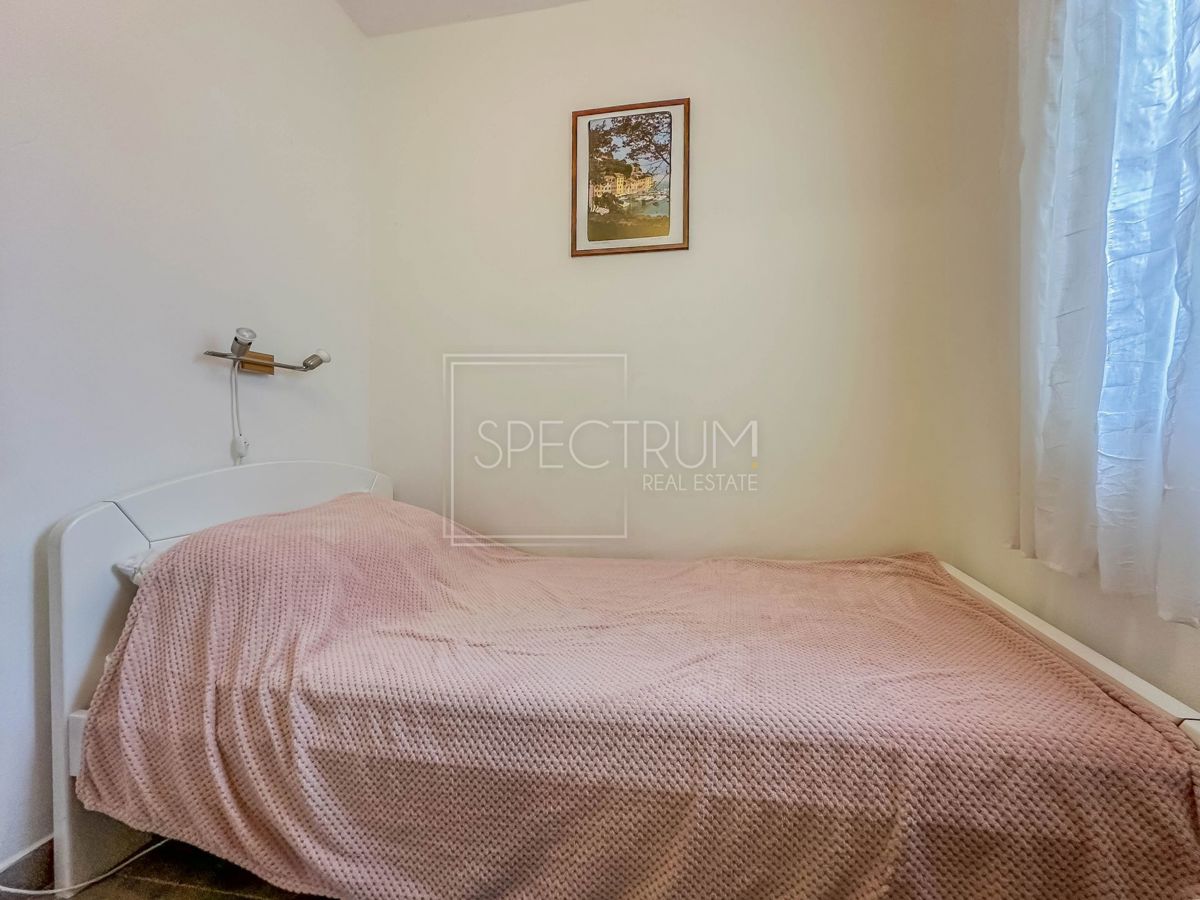 Poreč okolica, prenovljeno stanovanje 50 m od morja!