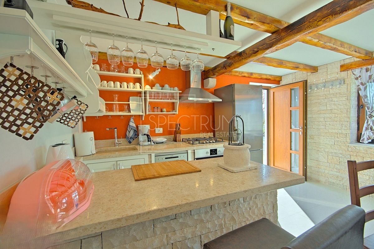 Okolica Brtonigle, vila z bazenom na mirni lokaciji